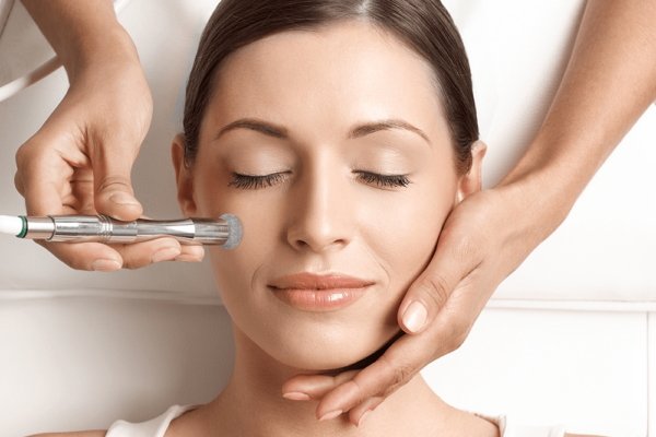 How to Choose the Best Professional Microdermabrastion Machine for your Salon
