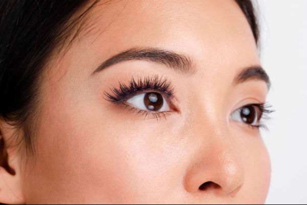 Magnetic Eyelashes: A Professional's Guide to Quick Lash Enhancements